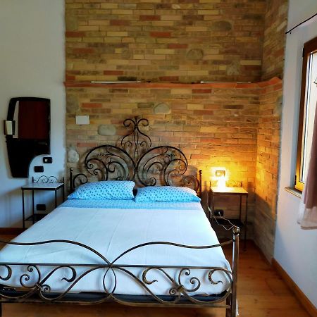 Casale Del Sole Bed & Breakfast Cepagatti Luaran gambar