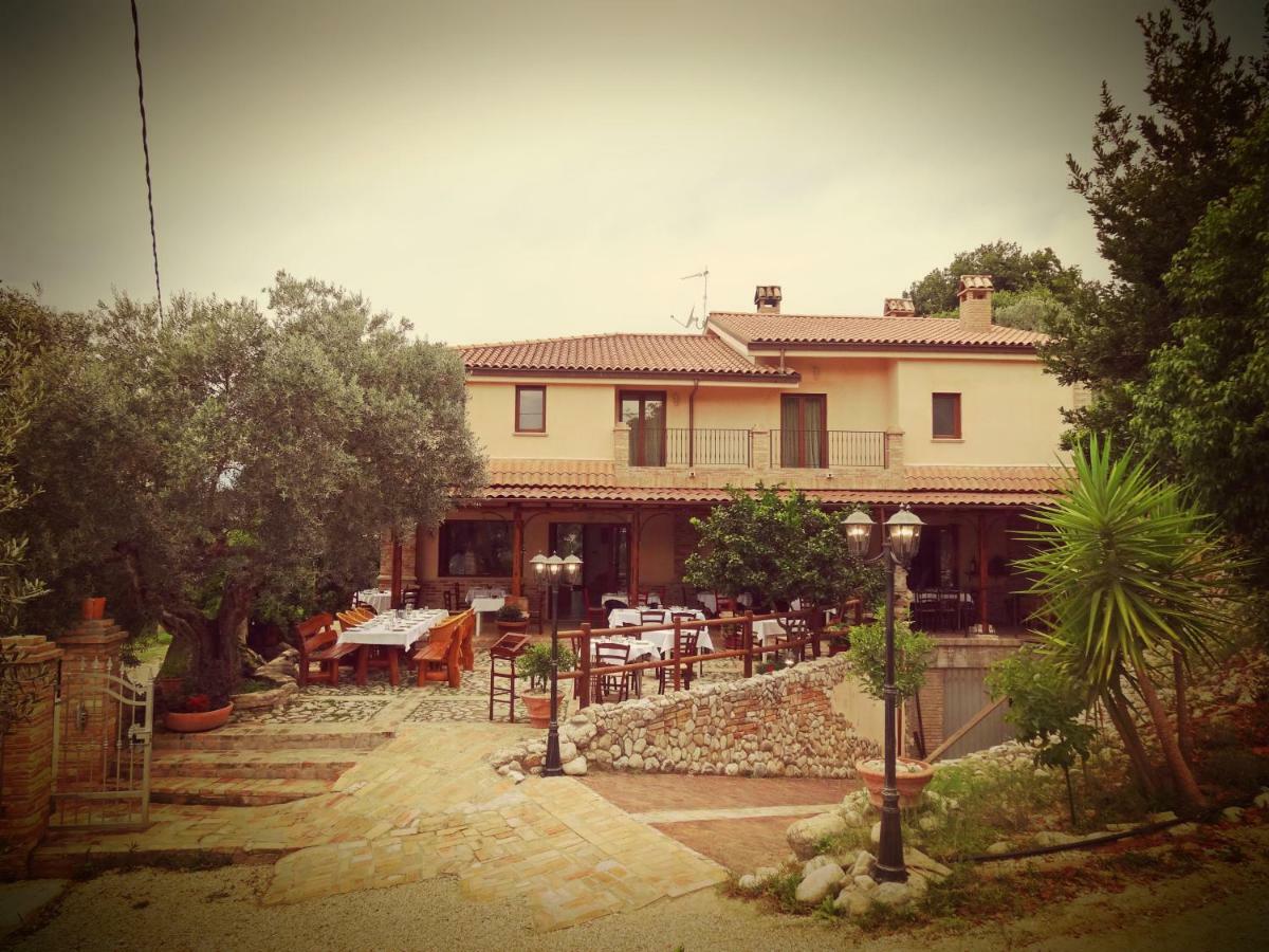 Casale Del Sole Bed & Breakfast Cepagatti Luaran gambar