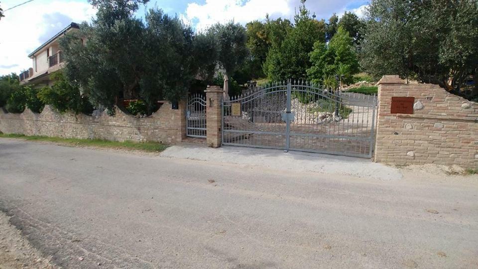 Casale Del Sole Bed & Breakfast Cepagatti Luaran gambar